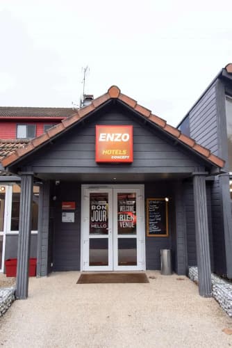 Enzo Trappes By Kyriad Direct
