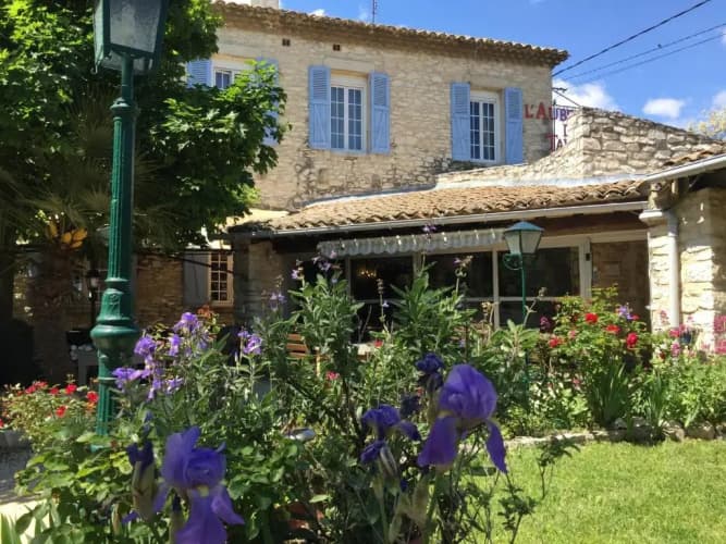 Auberge de Tavel
