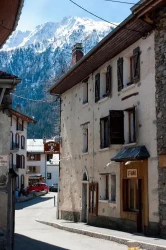 Chalet et Hotel La Tarine