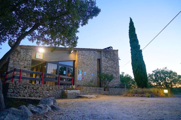 VVF Luberon Provence, Murs