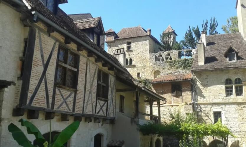 Charme et jardin cœur St Cirq