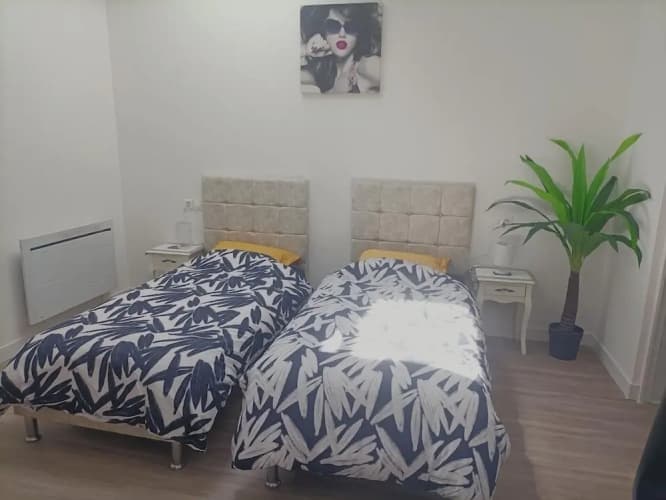 Guesthouse near Charles De Gaulle Airport