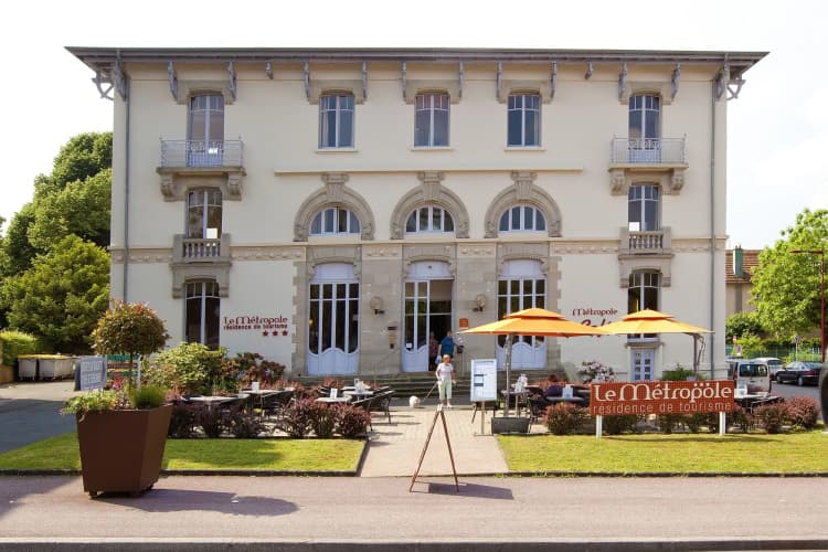 Le Métropole