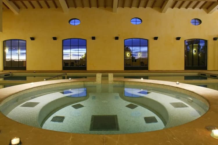 Relaxing La Motte Hideaway for a Group