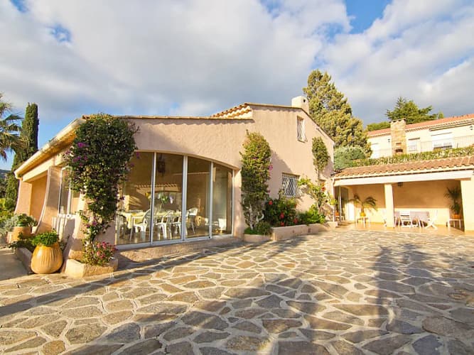 Villa Mimosas