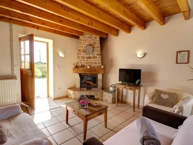 Gîte Les Salles, 6 pièces, 10 personnes - FR-1-496-60