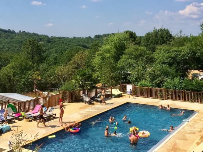 Camping Les Charmes