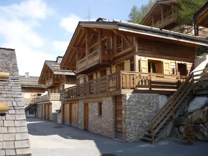 Sci Chalet Dempure