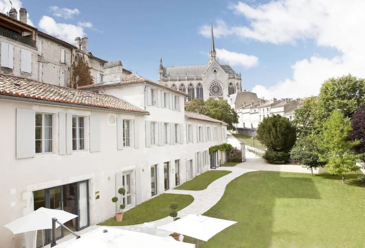 Hotel Angoulême Le Saint Gelais