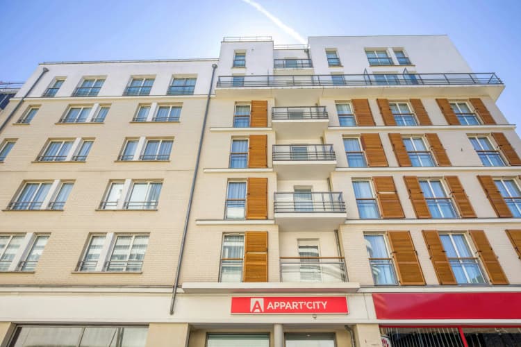 Appart'City Confort Paris Clichy Mairie
