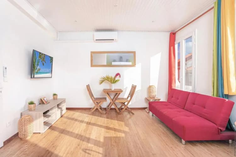Foyal Suites