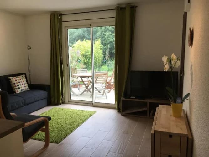 Les Mimosas Apartments