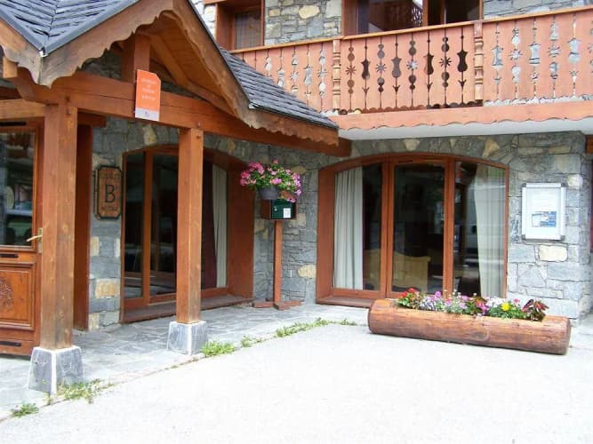 Les Chalets de L'Adonis