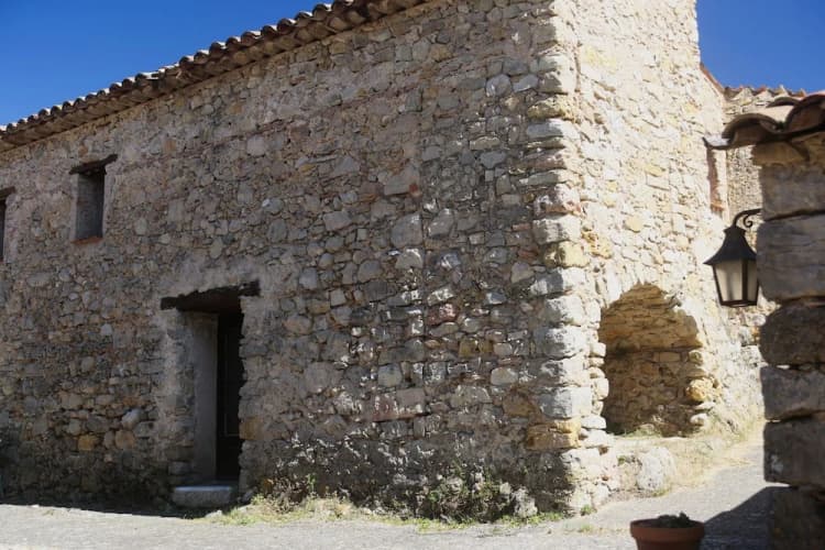 Gites De Fontroussiere