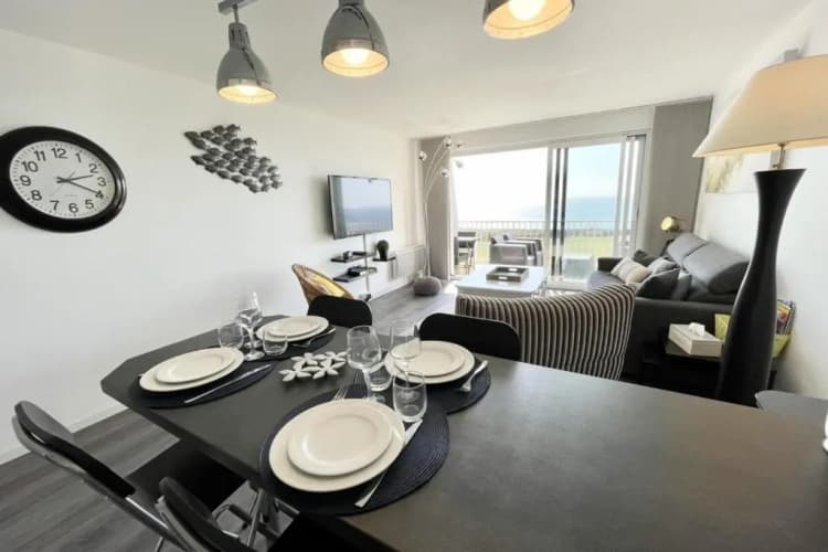 Magnifique T2 Archi Cosy Vue Mer 180 Piscine