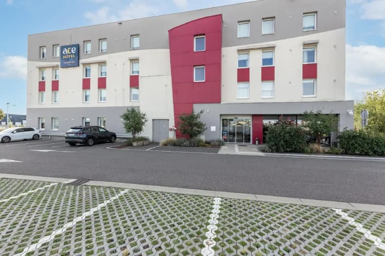 ACE Hôtel Chartres