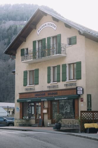 Maison Doron