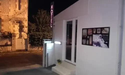 Hôtel Le Printemps - Photo 1