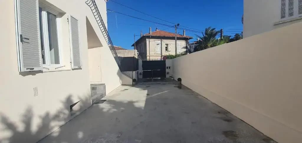 L ensoleillée MAISON 2 CHAMBRES-PRIVATE HOUSE CANNES - Photo 1