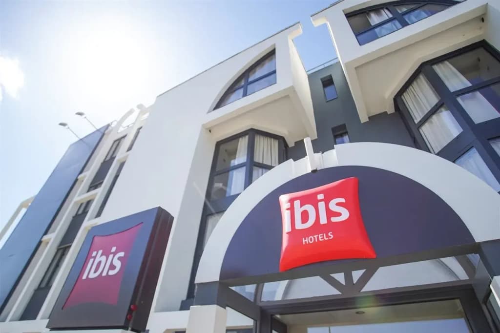 ibis Tours Centre Giraudeau - Photo 1
