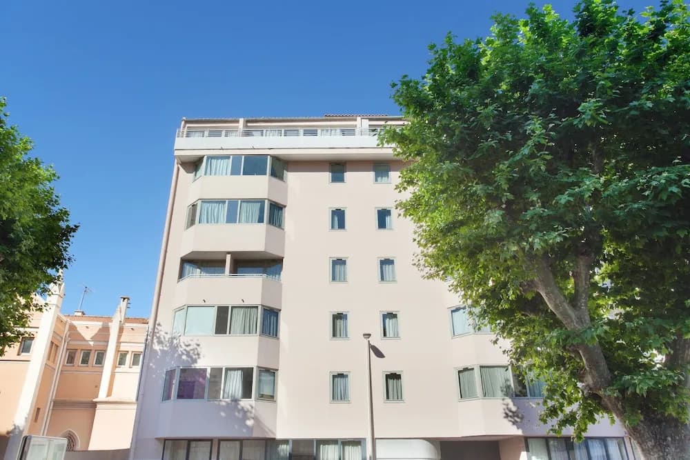 Odalys - Appart'Hotel Les Félibriges - Photo 1