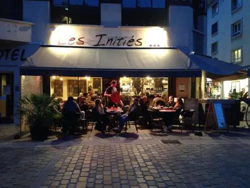 Les Initiés - Photo 1