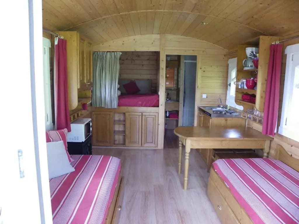 Les Roulottes des Korrigans - Photo 1