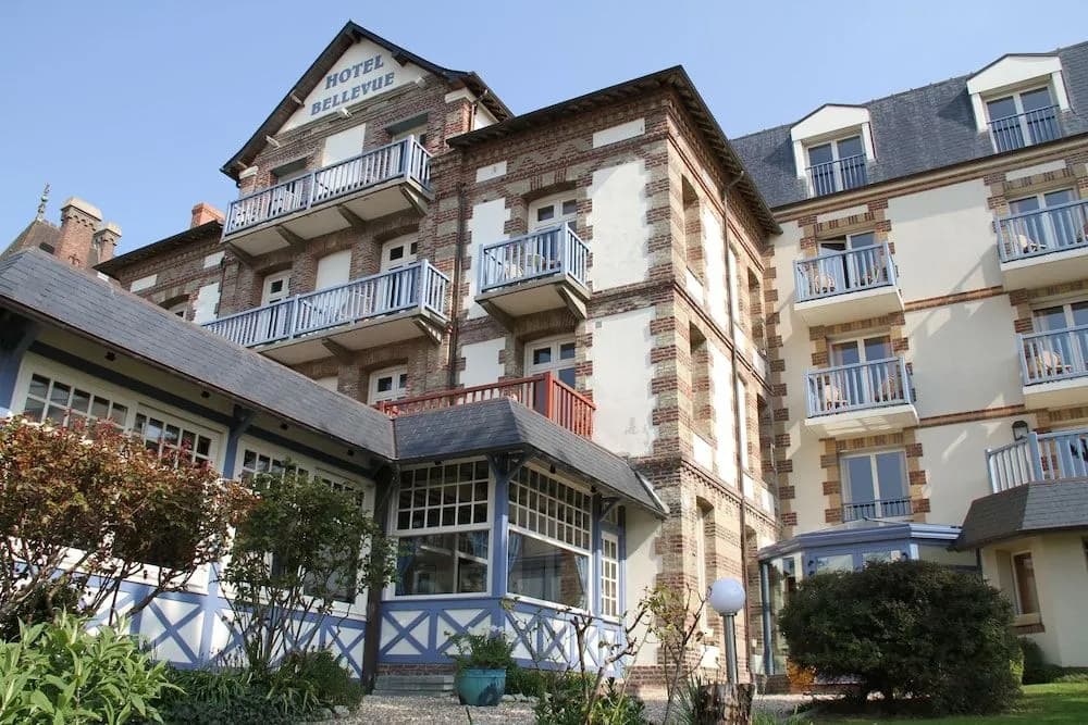Hotel Restaurant Le Bellevue - Photo 1