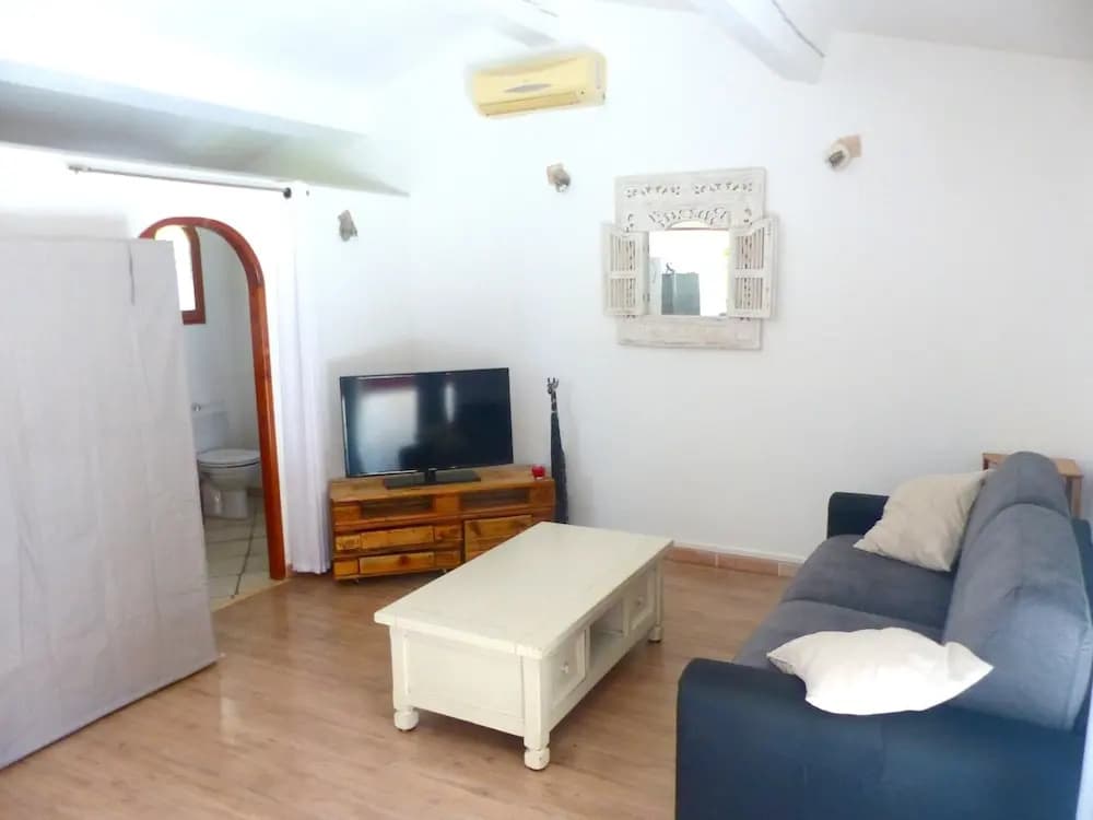 Studio in Draguignan, With Private Pool, Furnished Garden and Wifi - 3 - Photo 1