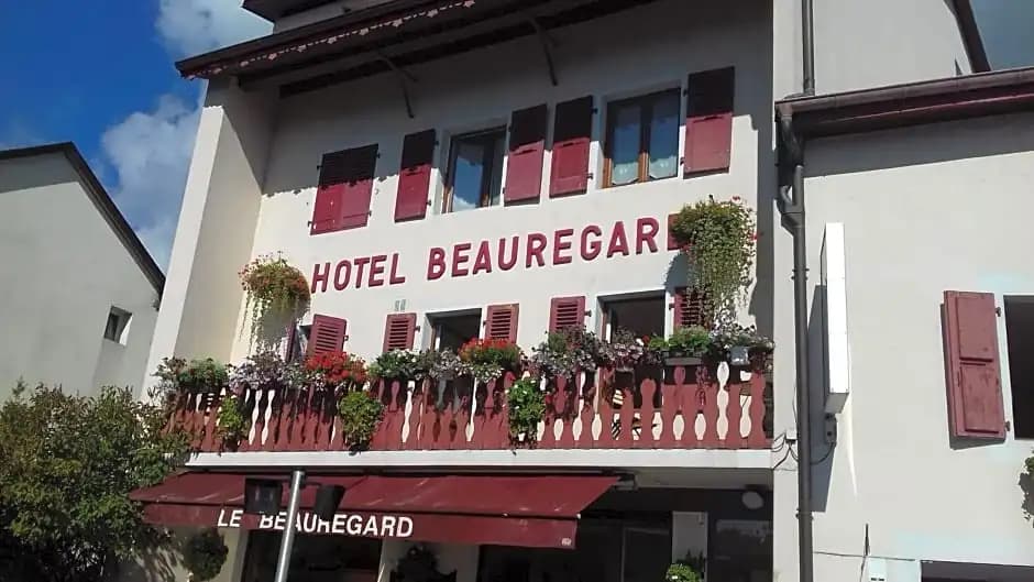 Hotel Le Beauregard - Photo 1
