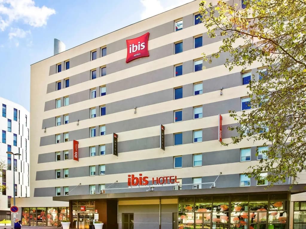 ibis Dijon Centre Clemenceau - Photo 1