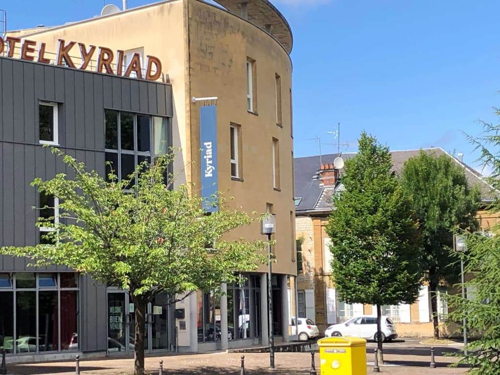 Kyriad Charleville Mezieres - Photo 1