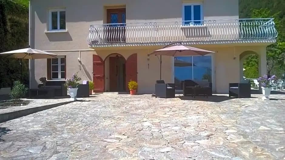 Chambres d'hôtes Villa EMMONY - Photo 1