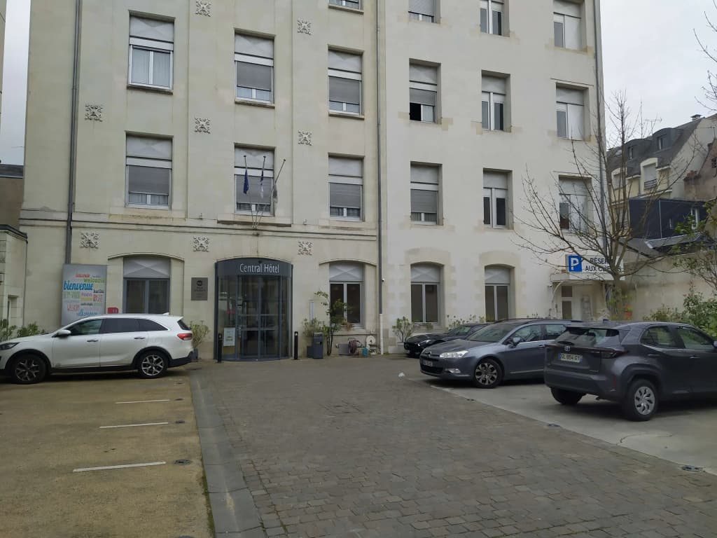 Best Western Central Hotel - Photo 1