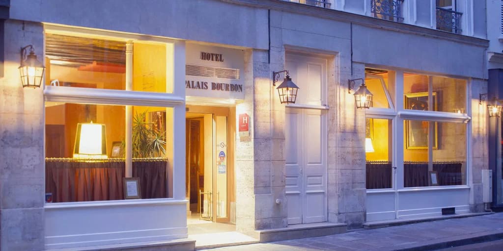 Hôtel du Palais Bourbon - Photo 1