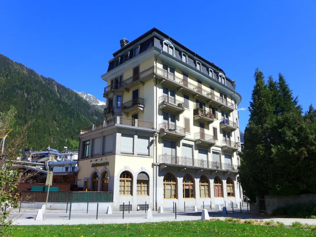 Le Carlton - Photo 1