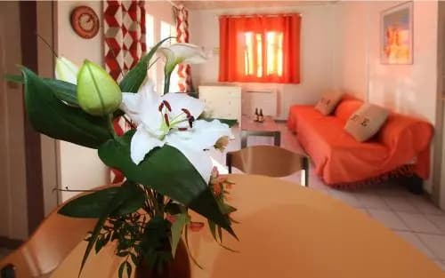 Chanteduc - Photo 1