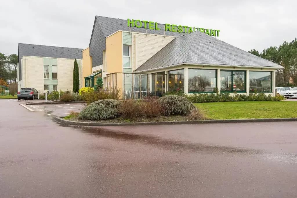 Brit Hotel La Cote Des Havres - Photo 1