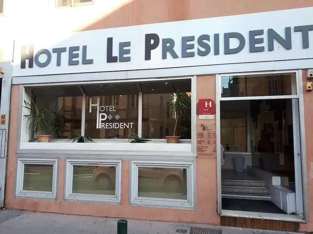 Hôtel Le Président - Photo 1