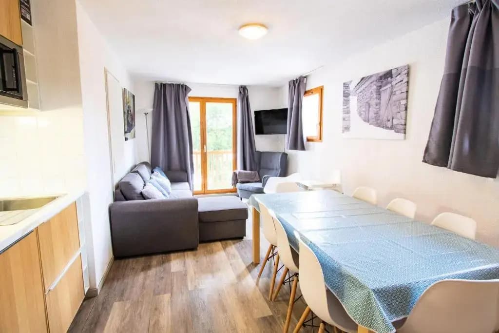 Chalet Arrondaz A - 3 Pièces pour 8 Personnes 193069 - Photo 1