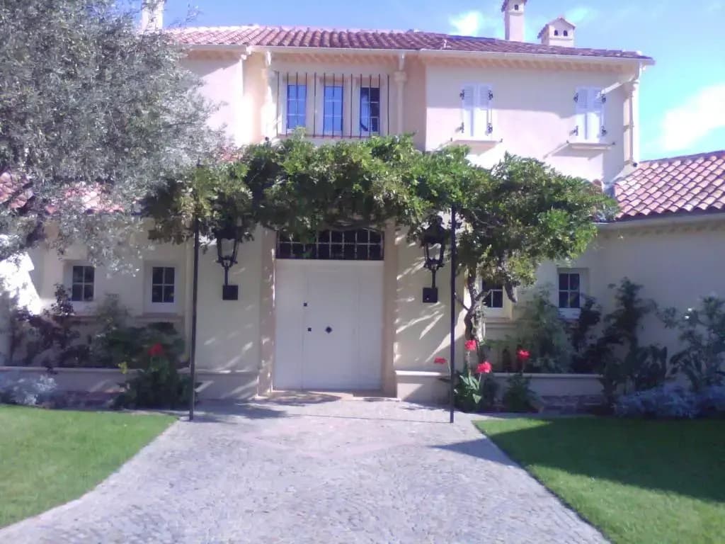 Villa Pointe Alègre - Photo 1