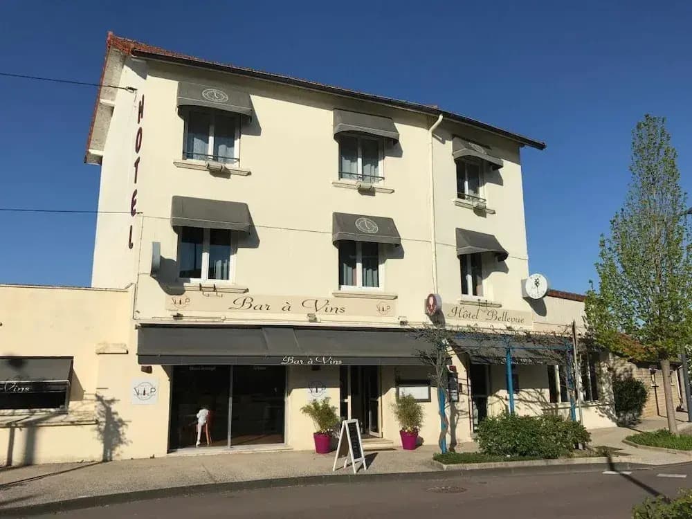 Hôtel Bellevue - Photo 1