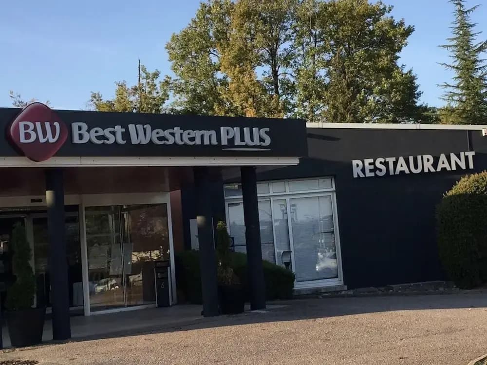 Best Western Plus La Fayette Hôtel et Spa à Epinal - Photo 1
