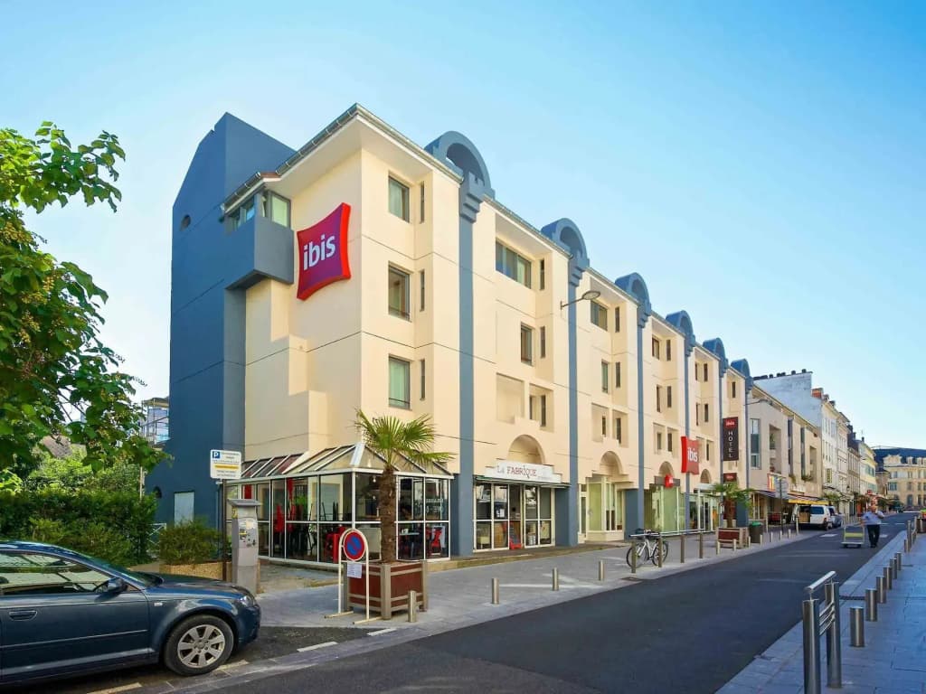 ibis Pau Centre - Photo 1