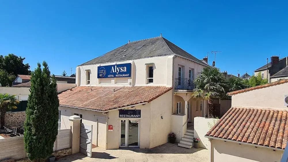 Hotel Alysa - Photo 1