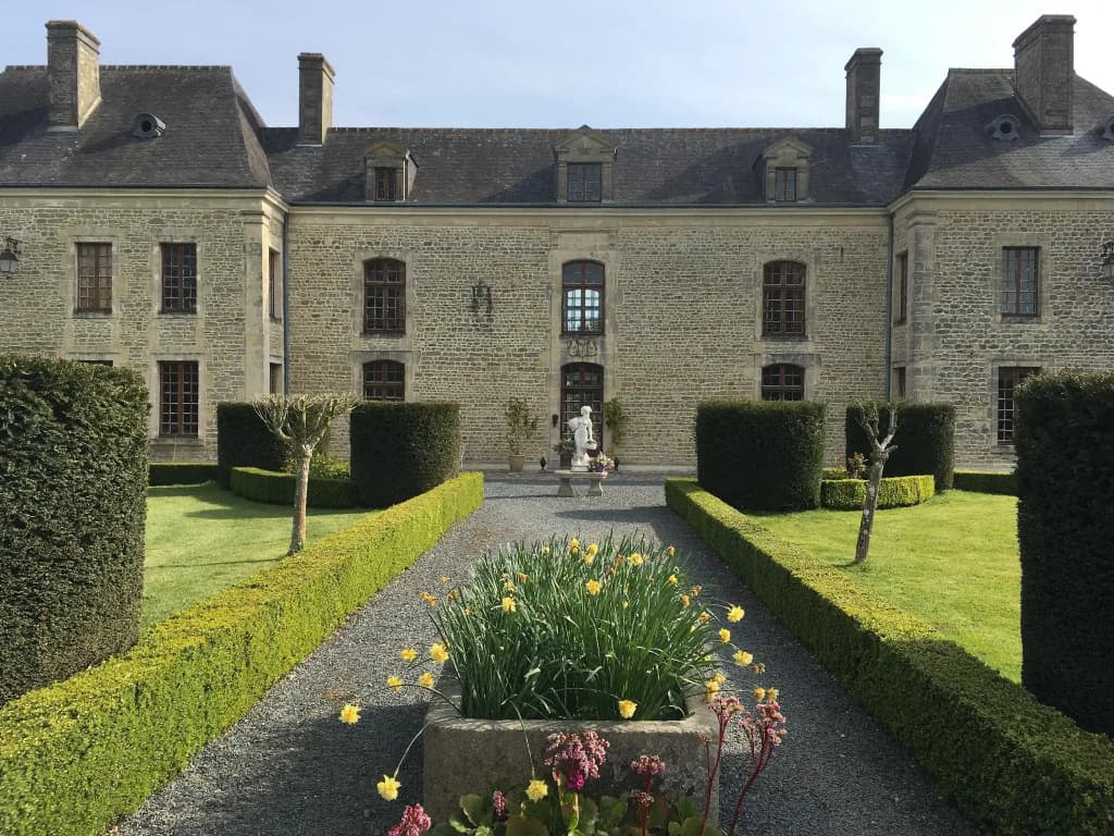 Hotel du Chateau - Photo 1