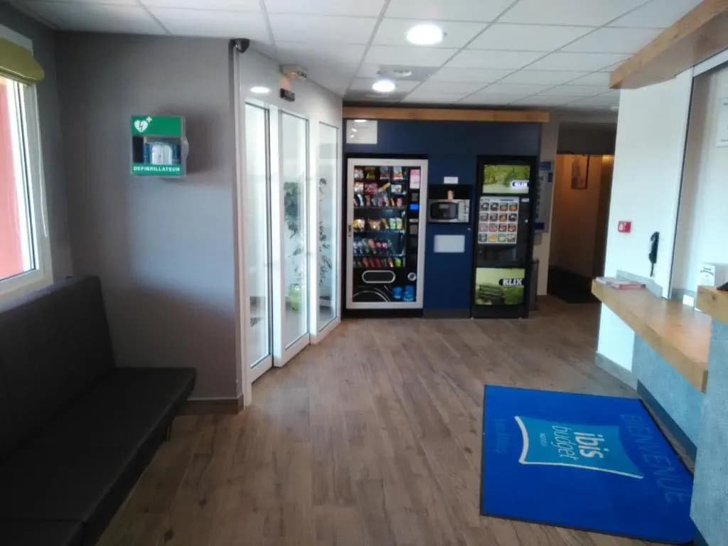 Ibis Budget Aix-En-Provence Les Milles - Photo 1