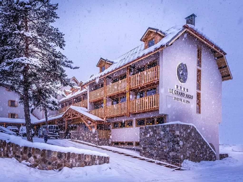 Le Grand Aigle, Friendly Hotel - Photo 1