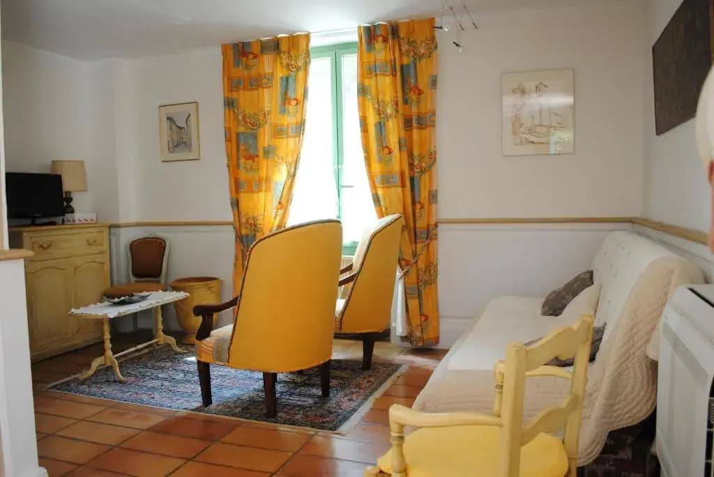 Mas de Bouvau - Photo 1