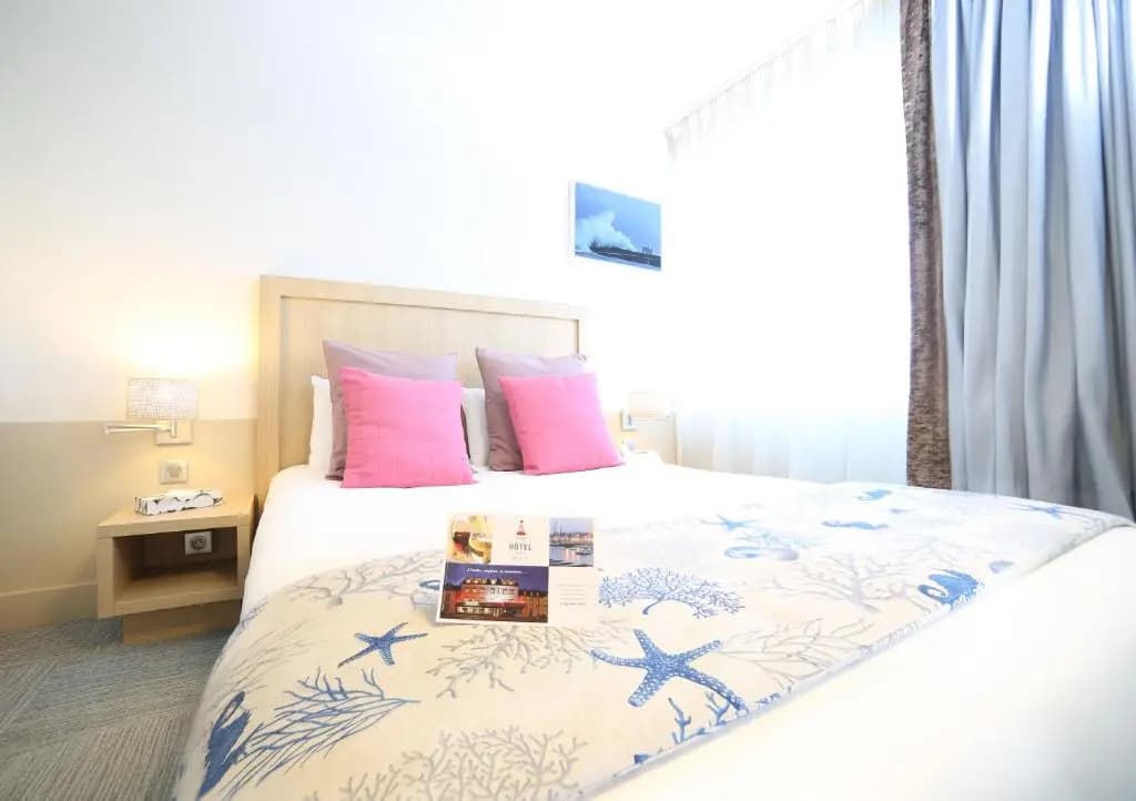 Trinité Hôtel - Photo 1
